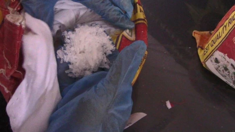 Kargoyla uyuşturucuyu pirinç diye yolladılar
