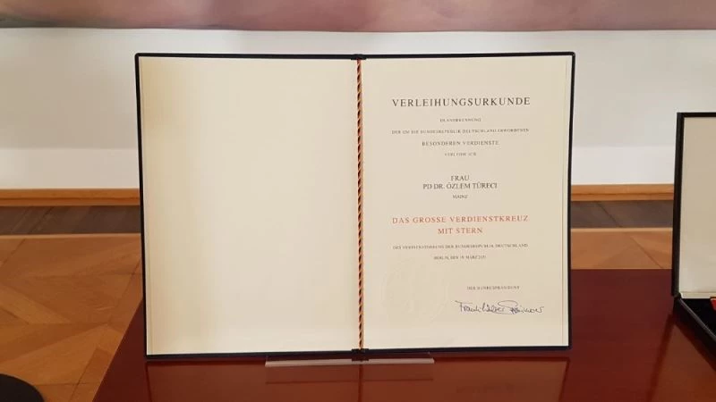Almanya Cumhurbaşkanı’ndan, Uğur Şahin ve Özlem Türeci’ye Liyakat Nişanı
