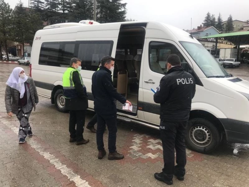 Servis araçları ve işyerleri denetlendi
