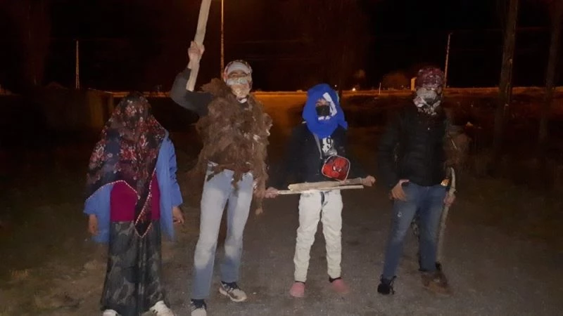 Tuzluca’da Köseler geleneği ile vatandaş moral buldu
