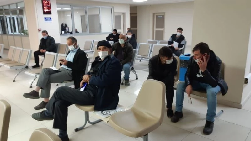 Ödemesini son güne bırakanlar vergi dairelerinde adeta gece mesaisi yaptı
