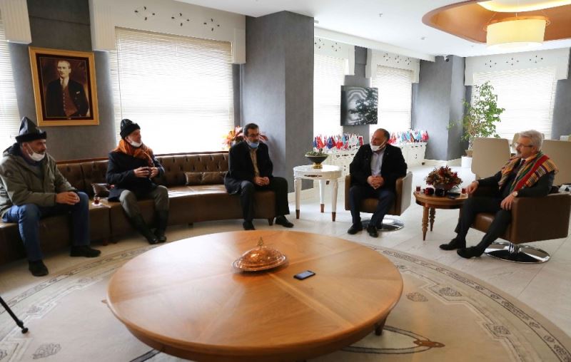 Yörük Türkmen Derneği’nden Başkan Erdem’e ziyaret
