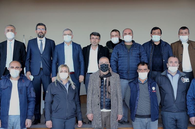 Ataşehir Belediyesi ve Disk Genel İş Sendikası arasında sürdürülen Toplu İş Sözleşmesi görüşmeleri anlaşmayla sonuçlandı
