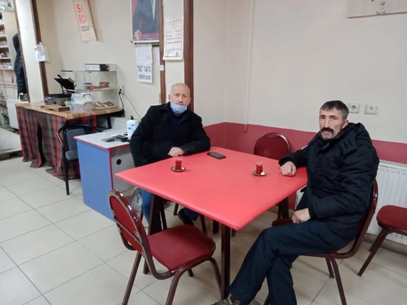 Kafe ve benzeri işletmeler ilk müşterilerini almaya başladı
