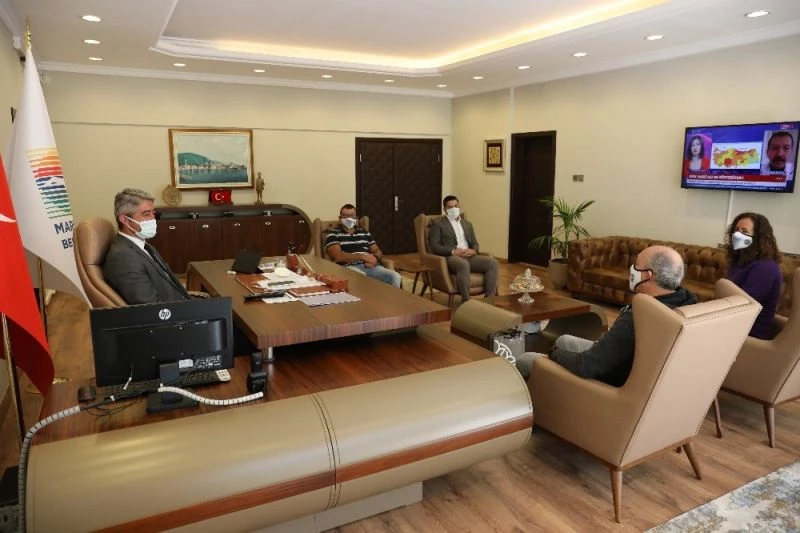 Başkan Oktay, yüzücüleri ağırladı
