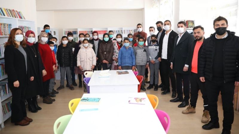 Türk Hava Yolları çalışanı başlattığı yardım kampanyasıyla 9 köy okuluna kütüphane ve 1 anaokulu kazandırdı
