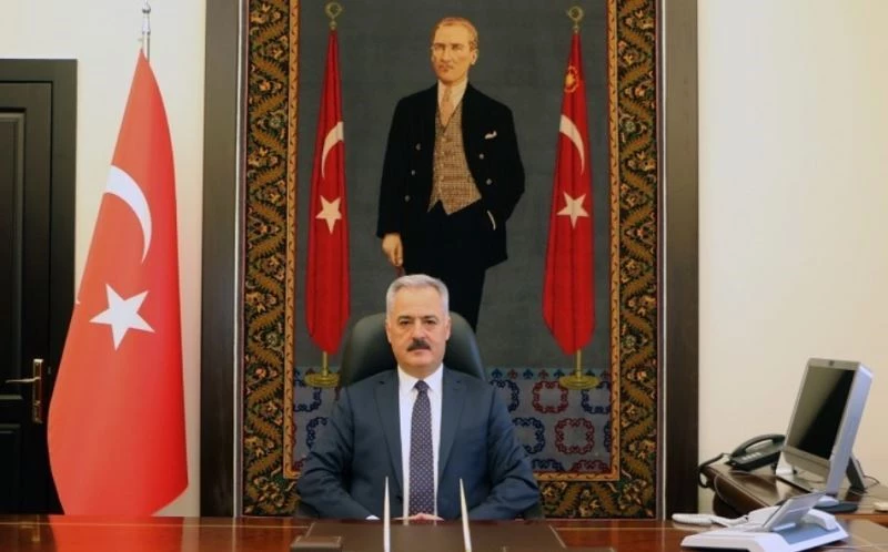 Isparta Valisi Seymenoğlu: “Vaka sayılarında yukarı bir trend var, ne olur bu işi ciddiye alalım”
