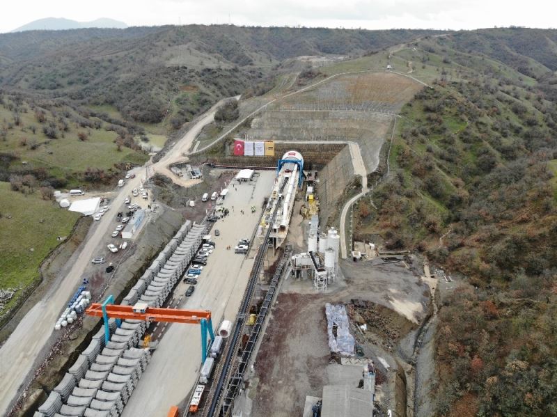 Türkiye’nin en büyük TBM makinesi YHT tünelini açılıyor
