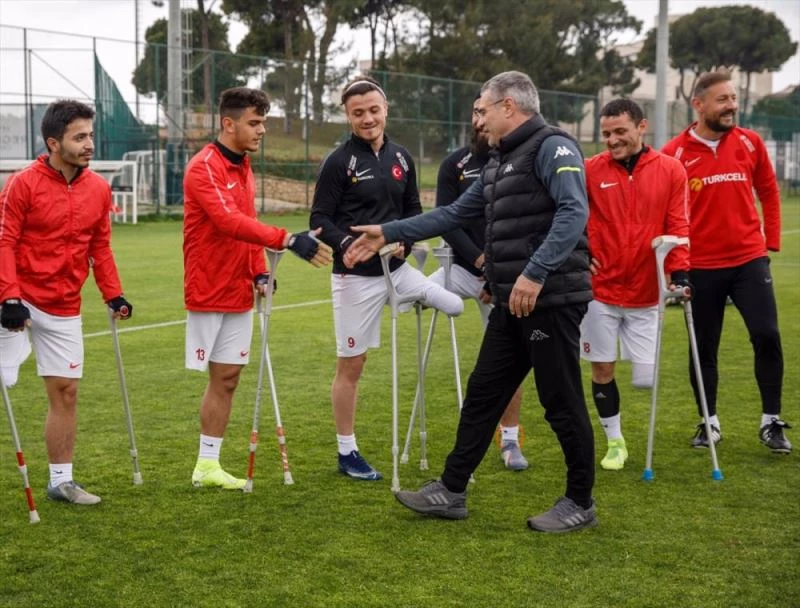 Antalyaspor Teknik Direktörü Yanal