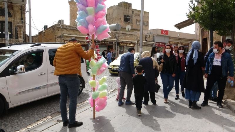 ’Mavi kent’ Mardin’deki turizm hareketliliği esnafın yüzünü güldürdü
