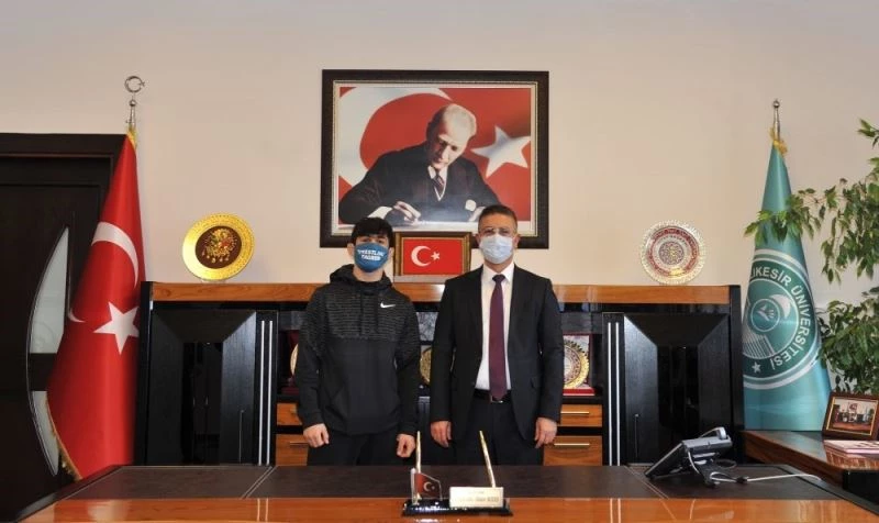 Balıkesir Üniversitesi’nden olimpiyatlara
