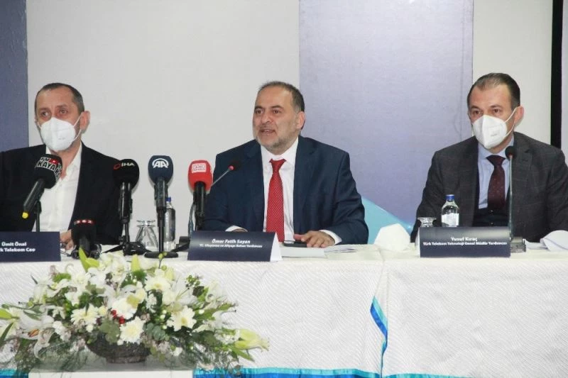 Bakan Yardımcısı Sayan: “Fiber ağ uzunluğumuz 330 bin kilometreyi aştı”
