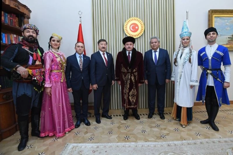 TBMM Başkanı Şentop, TÜRKSOY heyetini ağırladı
