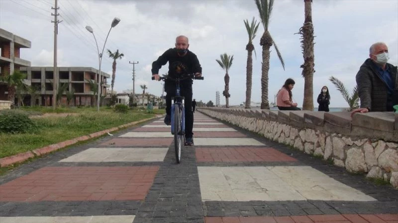 Bedensel ve görme engelli yüzücünün hayali milli takıma girebilmek