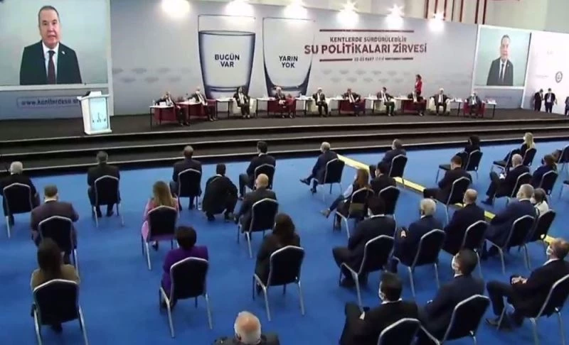 Başkan Böcek : “Tarihi sorumluluğumuzu yerine getirmek için hazırız”
