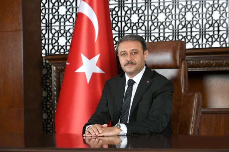 Vali Şıldak, vatandaşları salgına karşı seferberliğe çağırdı
