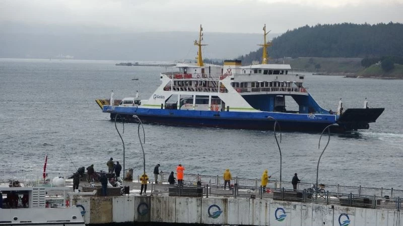 Çanakkale’de fırtına beklentisiyle ada seferleri yapılamıyor

