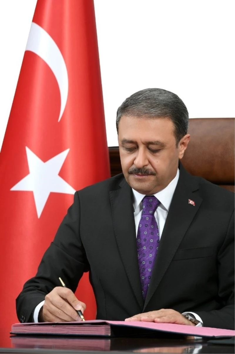 Vali Şıldak, tedbirlere uymayan vatandaşların ihbar edilmelerini istedi
