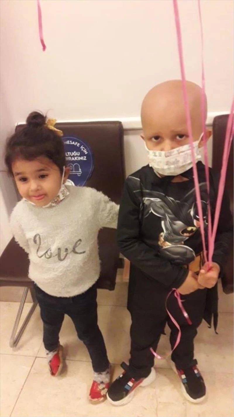 Donörün vazgeçmesi üzerine kardeşinin iliğiyle hayata tutunan Yiğit Ali, 