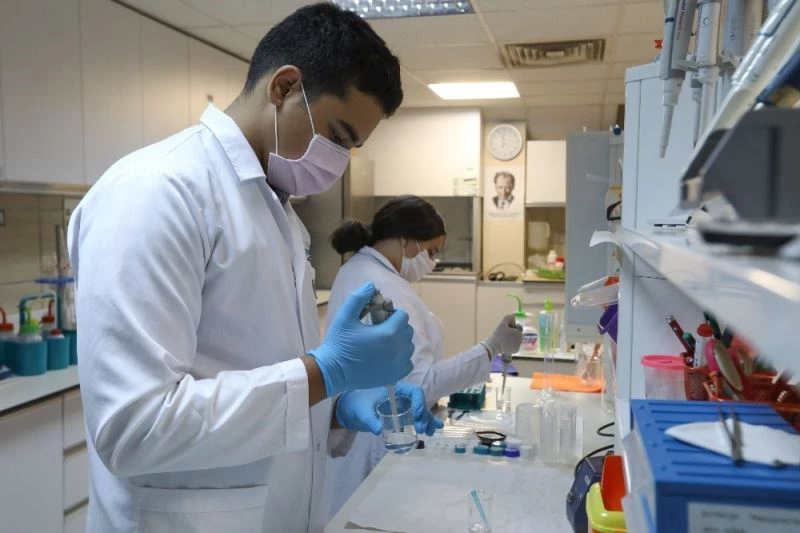 Kızılçullu’nun gençlerine 6 ülkeden 27 yeni ödül
