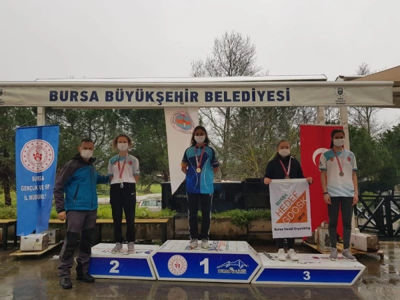 Dostum Oryantiring Takımı 16 madalyayla döndü
