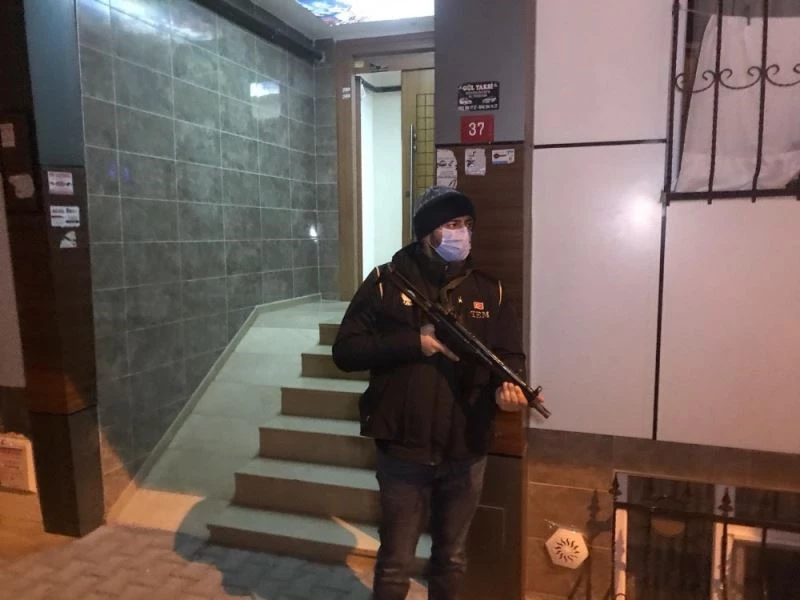 İstanbul’da DAEŞ’e yönelik eş zamanlı operasyon
