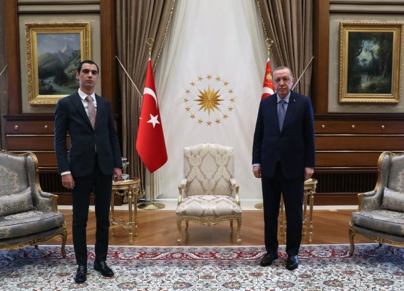 Cumhurbaşkanı Erdoğan, Muhsin Yazıcıoğlu’nun oğlu ile görüştü
