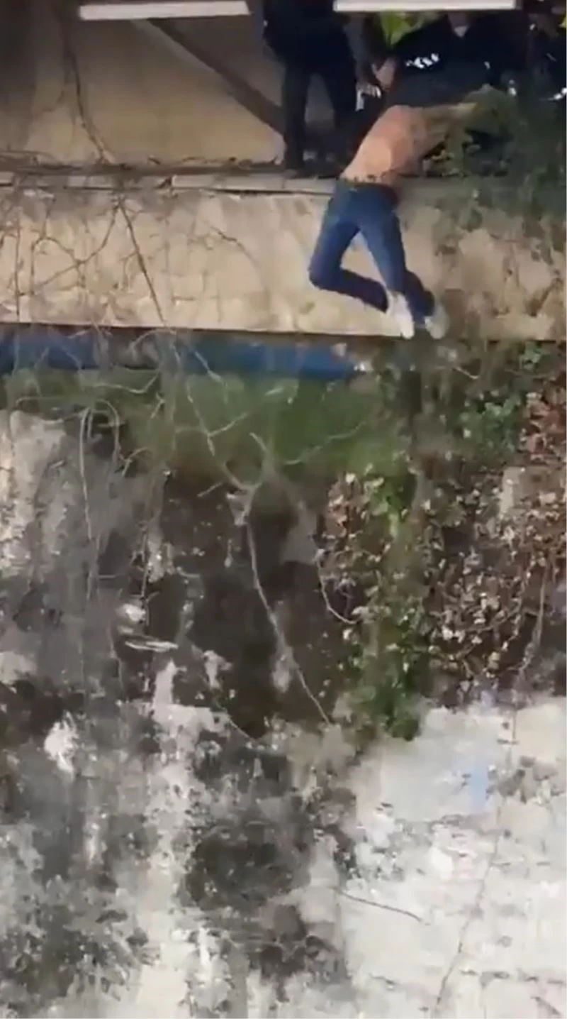 İntihara kalkışan genç son anda kurtarıldı
