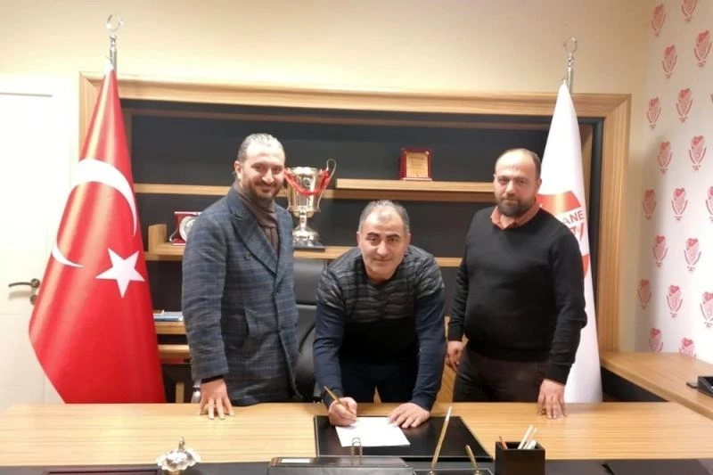 Gümüşhanespor’da Sezgin Köprülü imzayı attı