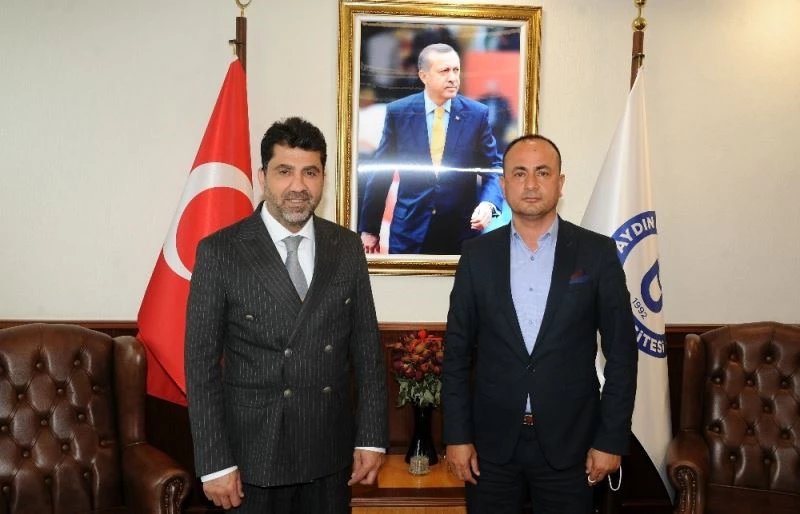 Aydın Basın Kartları Sorumlusu Erdal Şener ADÜ Rektörü Aldemir ile görüştü
