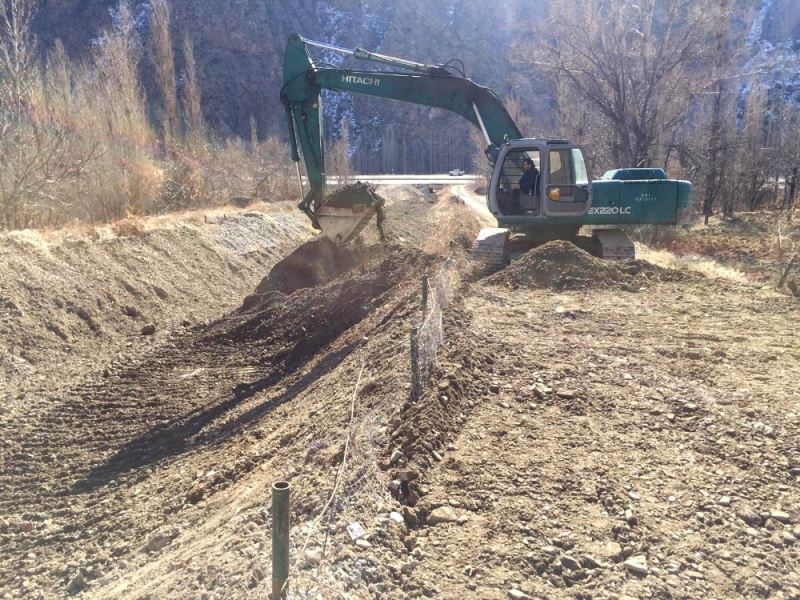 Erzurum ilçelerinde dere tanzimi ve sedde yapım çalışmaları devam ediyor
