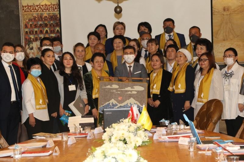 Kazakistan’dan gelen 30 kişilik heyet, Bahçeşehir Koleji ile iş birliği yapmak istiyor
