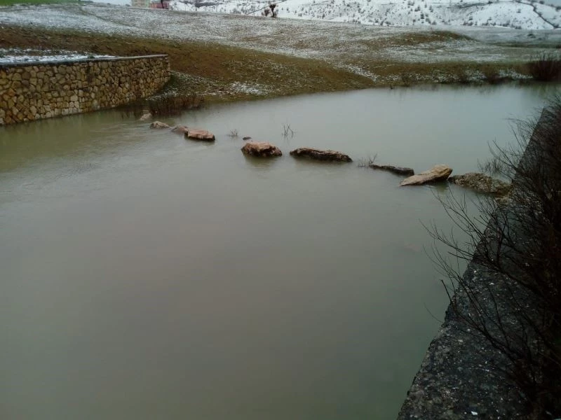 Uzunova göleti son yağışlarla doldu
