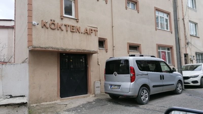 Tartıştığı oğlu, gelini ve 2 torununu bıçakla yaraladı
