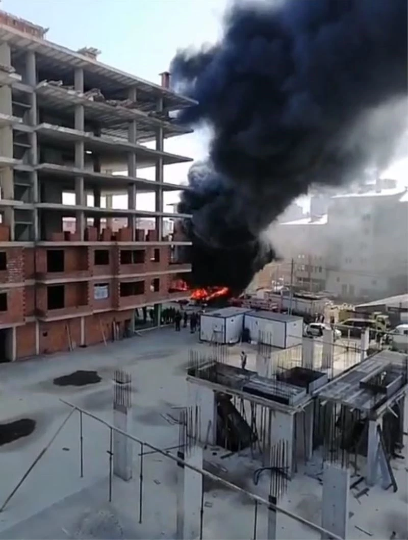 Trabzon’da lastikçi dükkanında yangın
