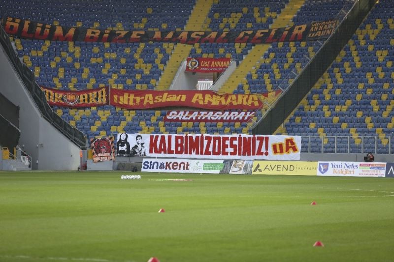 Galatasaray taraftarı vefat eden MKE Ankaragücü taraftarları Eren ve Mert’i unutmadı
