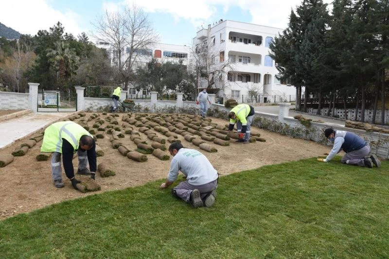 Edremit’teki yeşil alanların üçte birini Hasan Arslan yaptı
