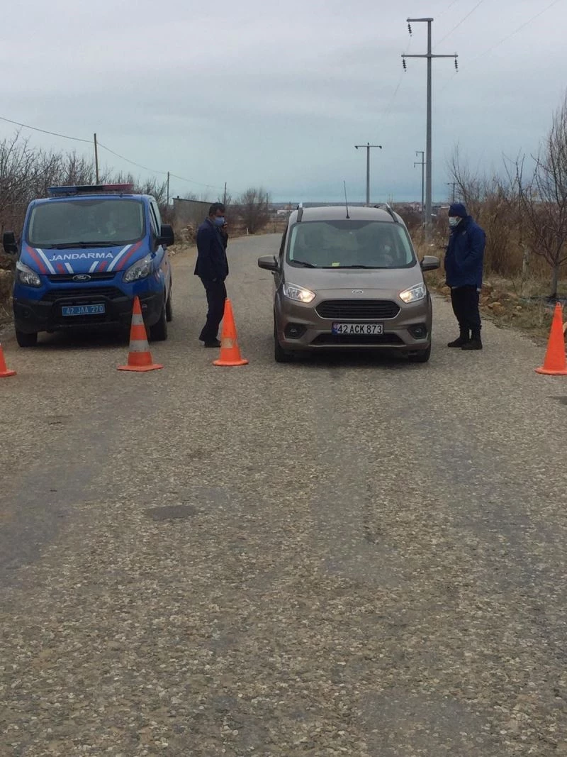 Vaka sayıları artınca mahallenin giriş ve çıkışlarına kontrol getirildi
