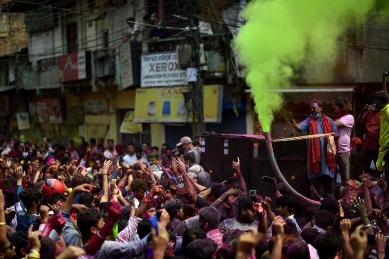 Hindistan’da Holi festivali kanlı bitti: 41 ölü, 38 yaralı
