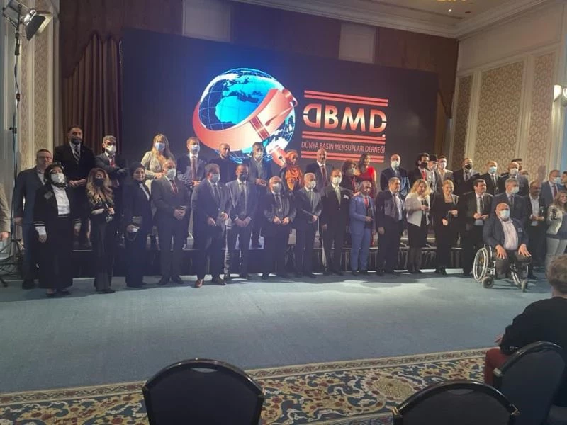 Ağrı’nın eğitimine kendini adayan İl Milli Eğitim Müdürü Tekin ödülünü aldı
