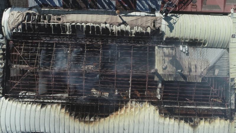 Antalya’da  boşaltılan festival çarşısında korkutan yangın
