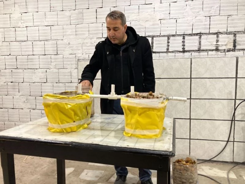 Biyoloji öğretmeni atık su arıtma sistemi yaptı
