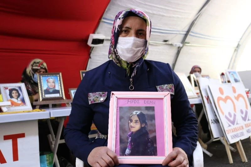 Evlat nöbetindeki anne Süheyla Demir: 