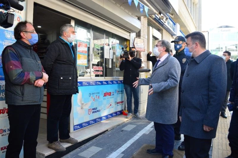 Karasu Kaymakamı Helvacı, ilçe esnafını uyardı
