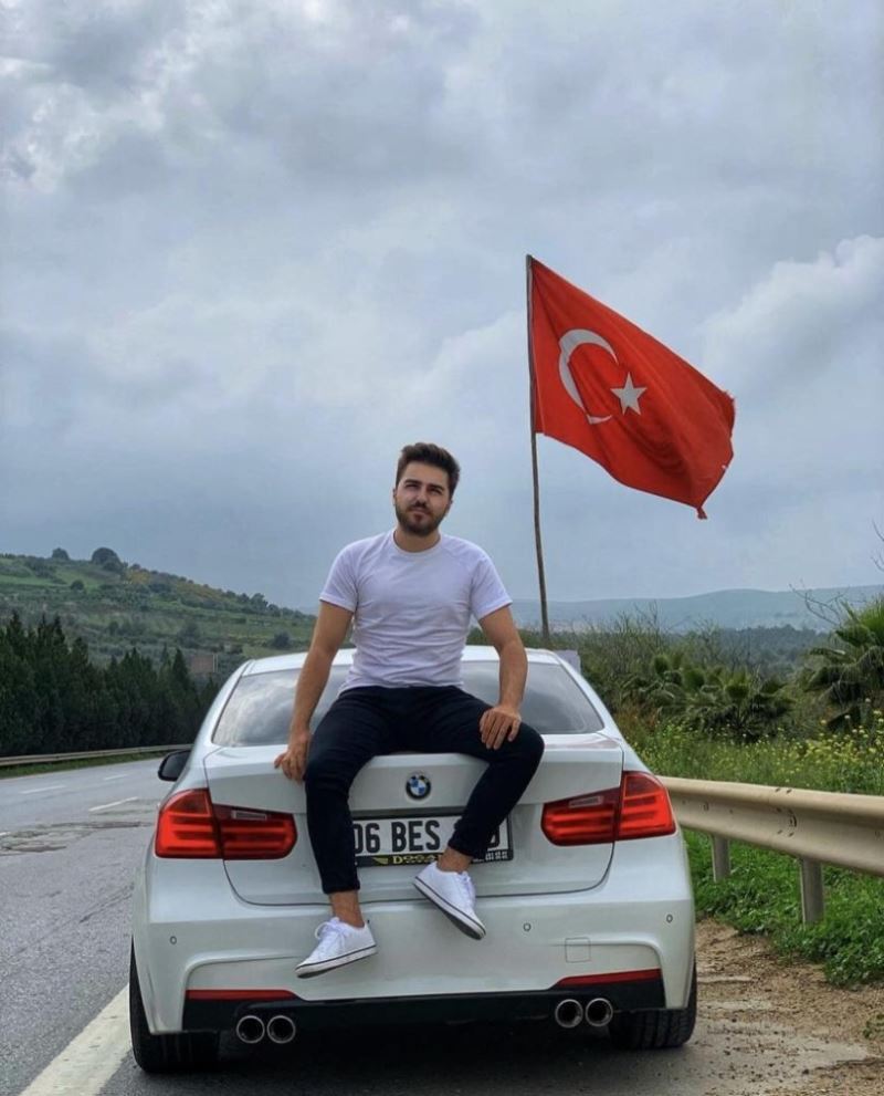 Fenomen galerici Onur Yıldız’ın hayali: yerli otomobile modifiye
