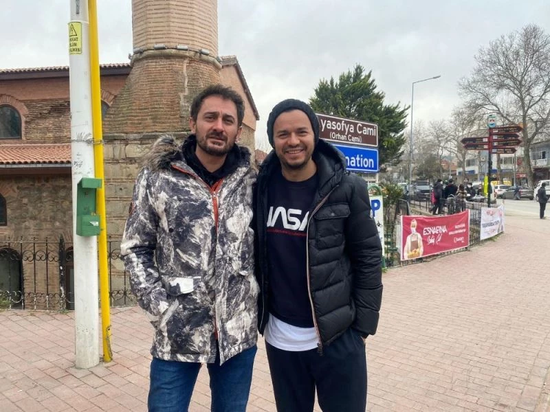 Ünlü pop sanatçısı İznik’te
