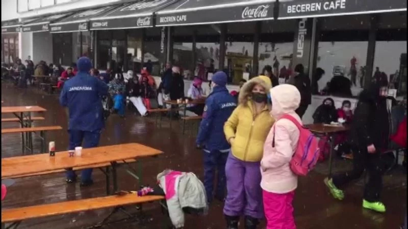 Yasaklar kalkınca dolup taşan Uludağ’da Jandarma’dan denetim
