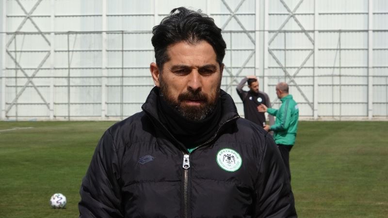 İlhan Palut: “Top Fenerbahçe’deyken çok iyi mücadele etmemiz lazım”
