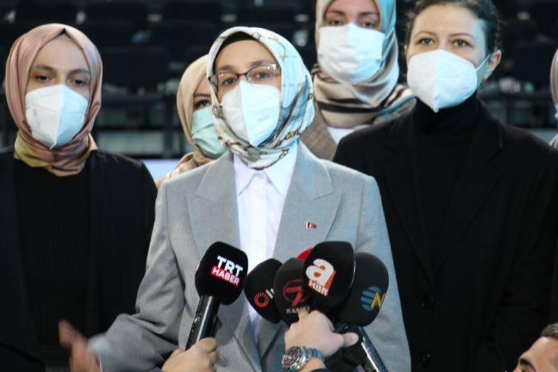 AK Parti Kadın Kolları Başkanı Çam: 