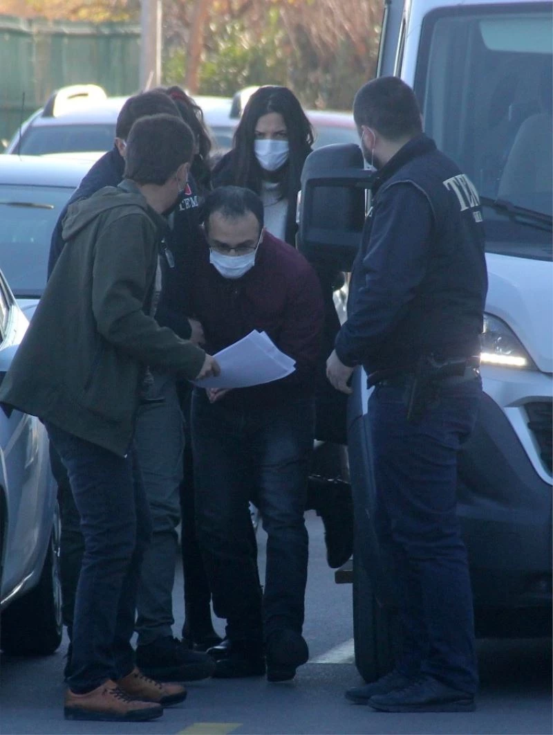 İngilizce öğretmeni YPG’li bombacı kadına araba sürmeyi öğretmiş
